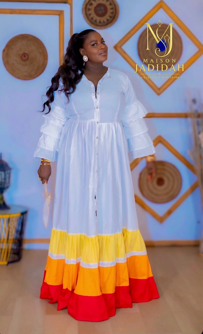 Robe Ivoire Volants